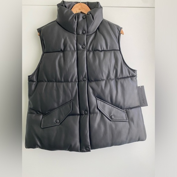 WINTER SALE - Shebby Faux Leather Puffer Vest - Picture 3 of 8